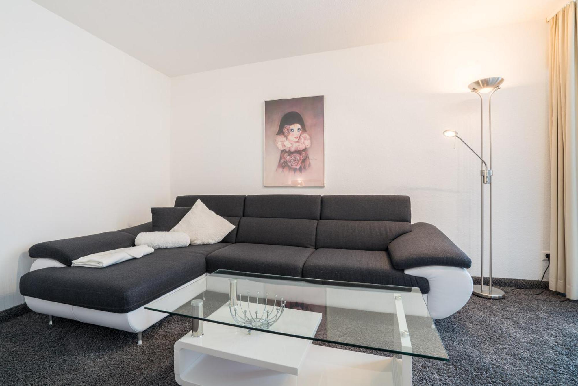 Airporthotel Residenz Steinenbronn Eksteriør billede