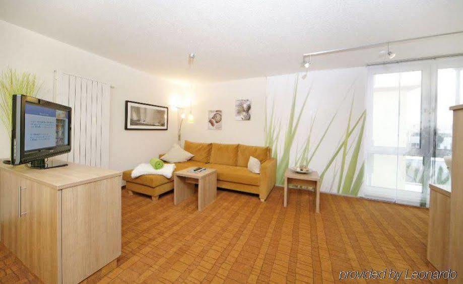 Airporthotel Residenz Steinenbronn Eksteriør billede